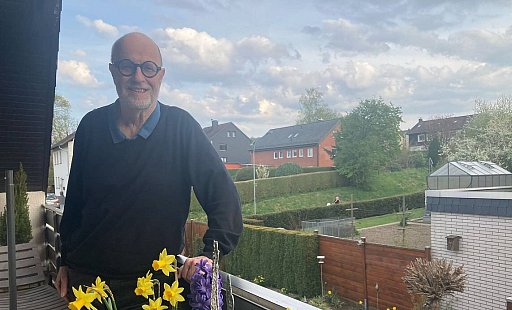 Siegfried Mühlenweg aus Vlotho im Kreis Herford ist durch eine ungewöhnliche Behandlung um eine Fuß-Amputation umhingekommen. - Jobst Lüdeking
