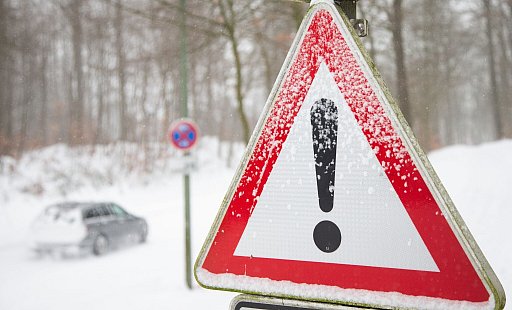 Wie jedes Jahr sorgt der kommende Winter für viele Mutmaßungen und Gesprächsstoff. - Friso Gentsch/dpa