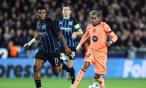 Yamal (rechts) rettete Barcelona einen Punkt in Brügge. - Bruno Fahy/Belga/dpa