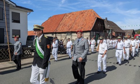 Brakel: St. Josef Schützengilde in Beller feiert Jubiläumsschützenfest