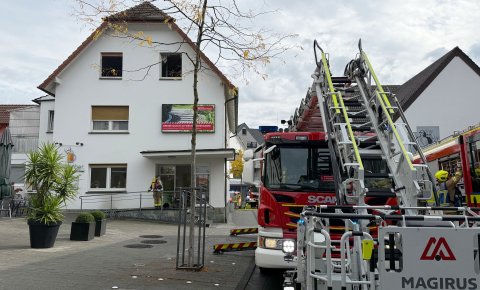 Massiver Kellerbrand an der Thülecke Delbrück