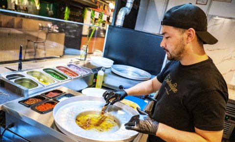 Bielefeld: Das "Tantunique" im Harms Markt