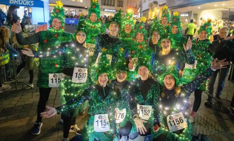 Paderborn: Martinslauf durch die Innenstadt