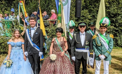 Beverungen: Großes Bezirksschützenfest in Dalhausen