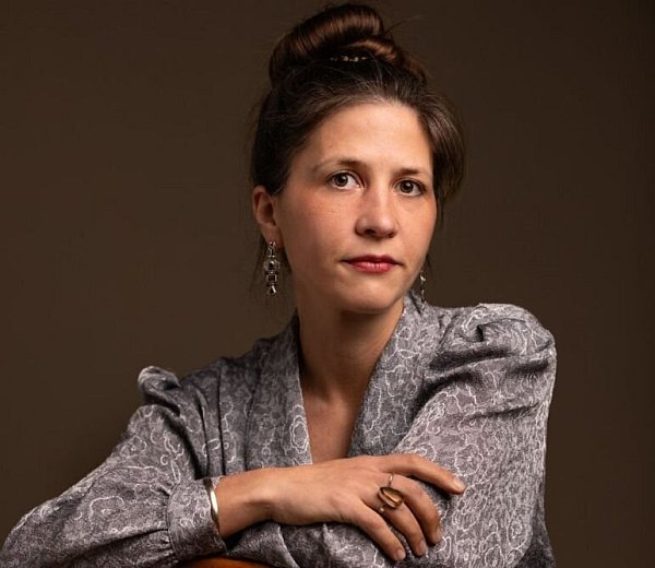 Die Autorin Sara Klatt folgt der Einladung der Jüdische Kulturtage Bielefeld e.V. - © Benjamin Zibner