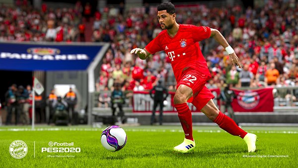 Vergebene Chance: Die Variationen der "wilden" Frisuren von Serge Gnabry haben es nicht ins Spiel geschafft. - © Konami