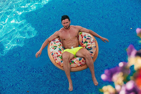 Andi sucht das Liebesglück jetzt im TV. Wenn das mal gut geht. - © RTL