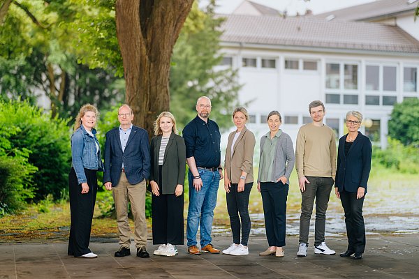 Die Projektverantwortlichen für die Paderborner Bewerbung um das Europäischen Kulturerbe-Siegel mit der Pader. - © Stadt Paderborn/Besim Mazhiqi