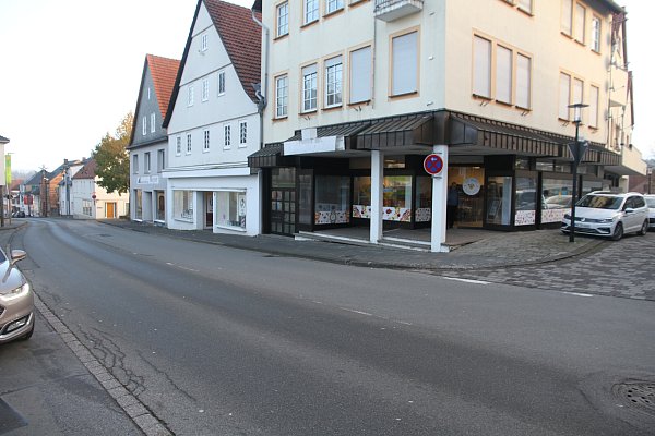 Wo zuvor das Schuhgeschäft Spenner war, gibt es jetzt Lebensmittel. - © Johannes Büttner