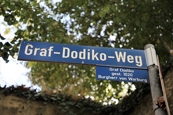 Und es gibt den Graf-Dodiko-Weg an der Schule. - © Simone Flörke