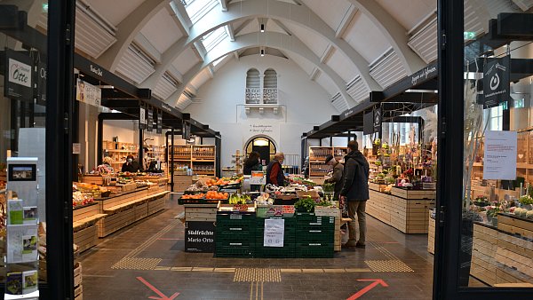 Die Markthalle in Herford wird am Wochenende mit Düften der Meeresküche gefüllt. - © SUSANNE BLERSCH