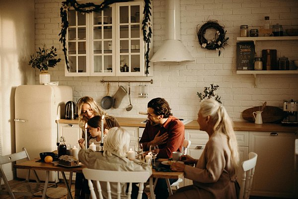 Für ein friedliches Weihnachsfest mit der Familie sollten die Erwartungen nicht zu hoch angesetzt werden. - © Symbolbild/Pexels