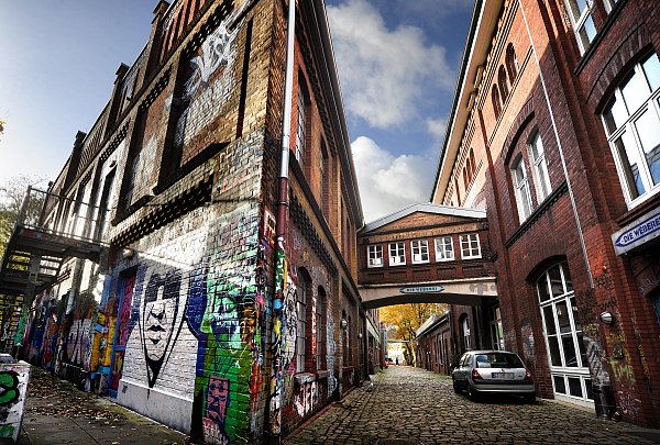 Bei der Weberei wird traditionell in den Mai gefeiert. - © Andreas Frücht