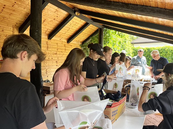 Preisträger des Jugendpreises ist das Jugendnetzwerk "sociomovens". Sie organisieren Projektwochen für Jugendliche in Mittel- und Osteuropa – wie hier beispielsweise in der Slowakei. - © socioMovens