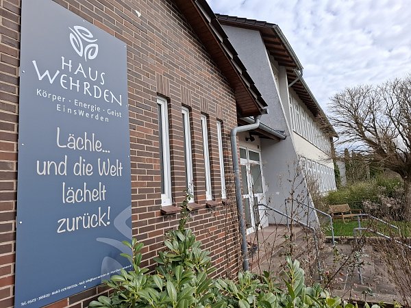 Aus der ehemaligen Weyrather Schule in Wehrden ist ein Therapiezentrum geworden. - © Torsten Wegener