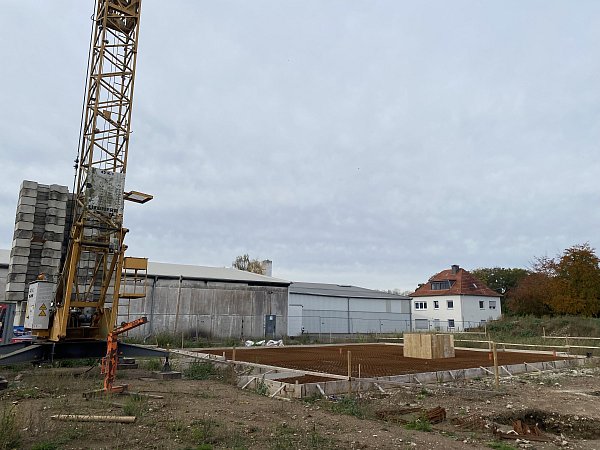 Im Sommer fanden die esten Arbeiten für den Bau der Mehrfamilienhäuser an der Steinstraße statt. - © Dirk Windmöller