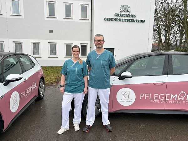 Ab 1. Februar mit dem Gräflichen Pflegedienst flott in Bad Driburg unterwegs: Andrea Plege-Waldeyer (Pflegedienstleitung) und Alexander Maier (stellv. Pflegedienstleitung). - © UGOS
