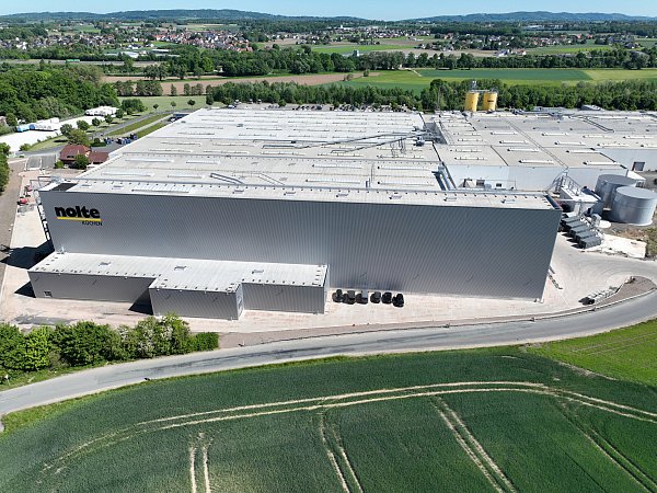 Das Luftbild zeigt den Standort Melle von Nolte-Küchen. - © Nolte-Küchen