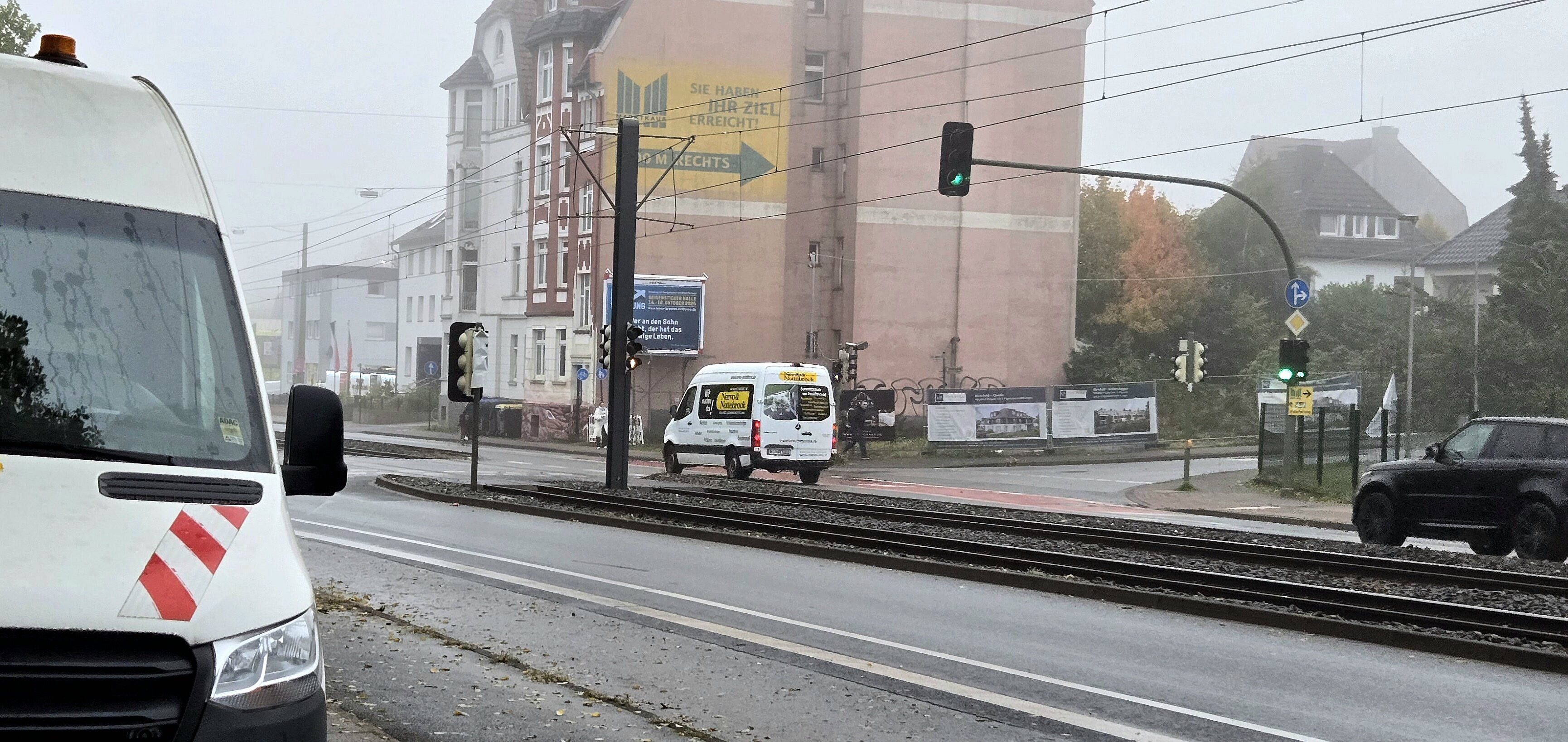 Diese Bielefelder Hauptstraße wird bis 2026 zur Baustelle - vor allem für breite Autos ein Problem