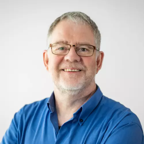 Stefan Weber