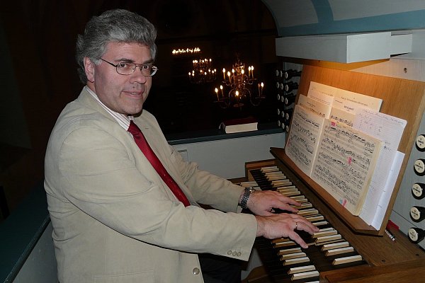 Prof. Dr. Helmut Fleinghaus ist im Alter von nur 62 Jahren verstorben. - © Viktoria Schmeding