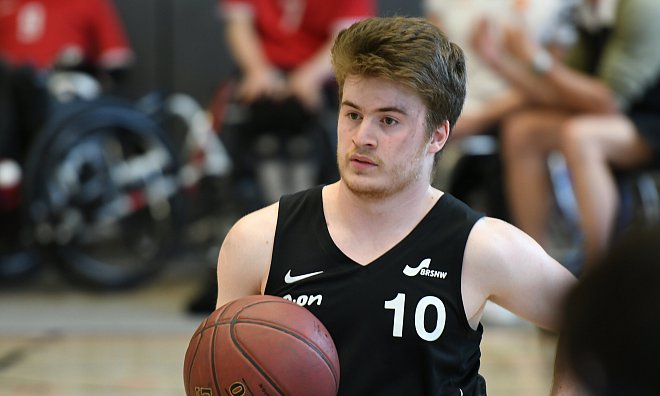 Weltmeister: Der Bad Oeynhausener Janne Krähe holte sich im Sommer 2025 mit der Deutschen Nationalmannschaft in Brasilien den Titel des Junioren-Weltmeisters. - Jürgen Krüger