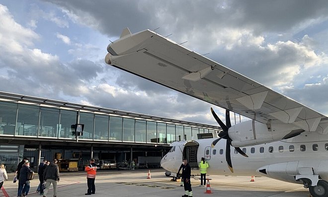 Mit einer Turbopropmaschine vom Typ ATR 72 führte Green Airlines Ende März 2021 seinen Jungfernflug von Paderborn nach Sylt durch. Jetzt kam das Aus der Verbindung. - Jens Reddeker