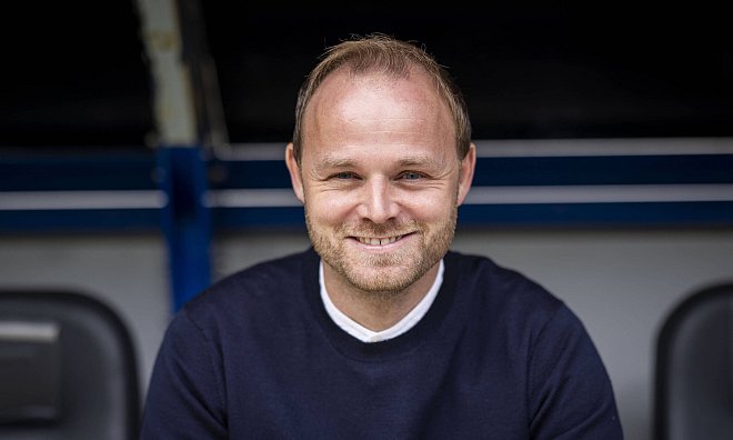 Sebastian Lange, Geschäftsführer-Sport, spricht im Interview über die Herausforderungen und Chancen des SC Paderborn 07 auf dem Transfermarkt. - IMAGO/Moritz Müller