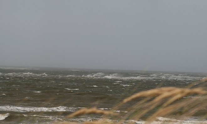 Der erste Herbststurm erreicht Norderney. - Kai Moorschlatt/dpa