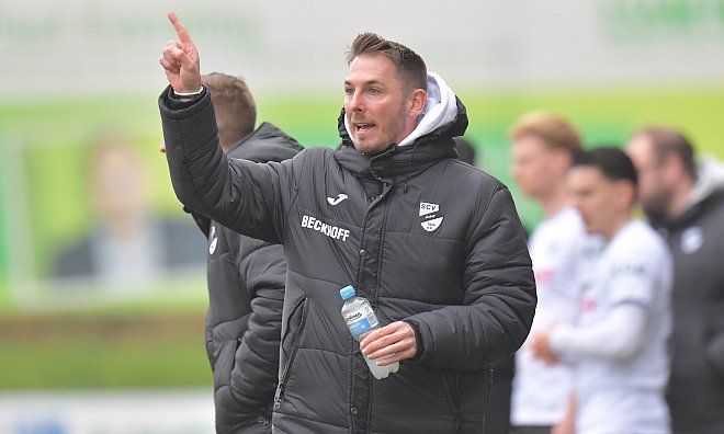 Am Sonntag werden zwei unterschiedliche Kulturen aufeinanderklatschen, sagt SCV-Trainer Tobias Strobl - sport/presse/foto Dünhölter