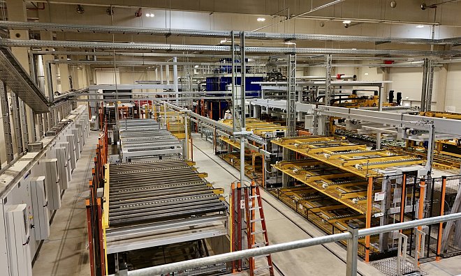 Die neue Pfleiderer-Produktionslinie in Gütersloh wurde nun in Betrieb genommen. - Apple Photos Clean Up