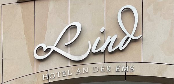 Das Hotel Lind empfängt seine Gäste am Silvesterabend mit einem Sechs-Gänge-Menü. - © rw-system