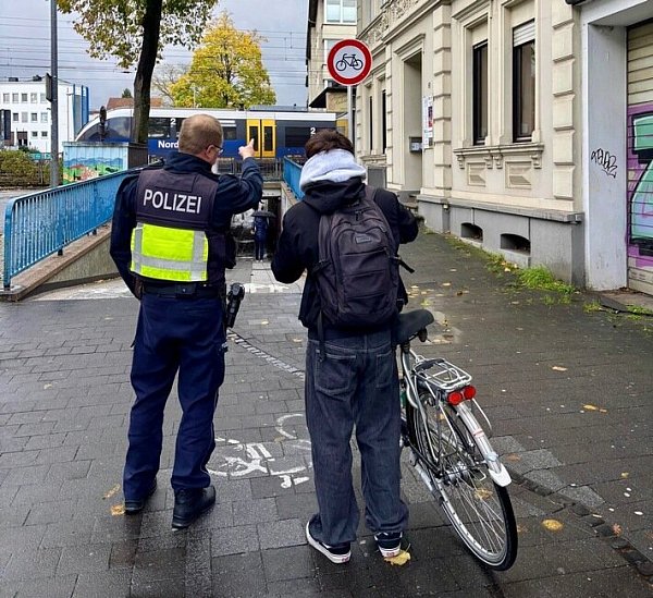 Schwerpunkteinsatz #sicherimstraßenverkehr - © Paderborn