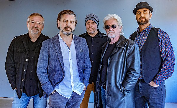 17. August: Tribute an Pur mit „Abenteuerland“. - © Band/Privat