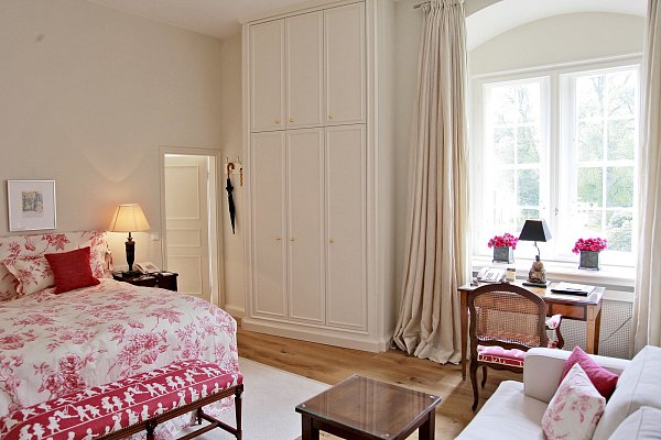 Hier übernachten die Gewinner: In den gemütlichen Zimmern des Fünf-Sterne-Schlosshotels Münchhausen.