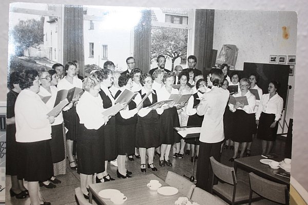 Der Kirchenchor aus dem Jahr 1960. - © Repro: Sigrid Dittmann