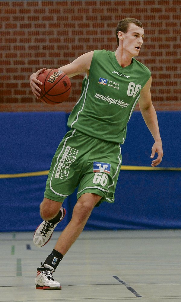 Gewöhnungsbedürtig: In Baunach war Phillip Daubner mit der Trikotnummer 66 unterwegs. Bleibt abzuwarten, welches Trikot die Finke Baskets übrig haben. - © Foto: Imago/Zinc