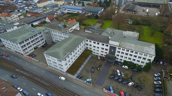 Der Firmensitz in Bielefeld. - © Jens Reddeker