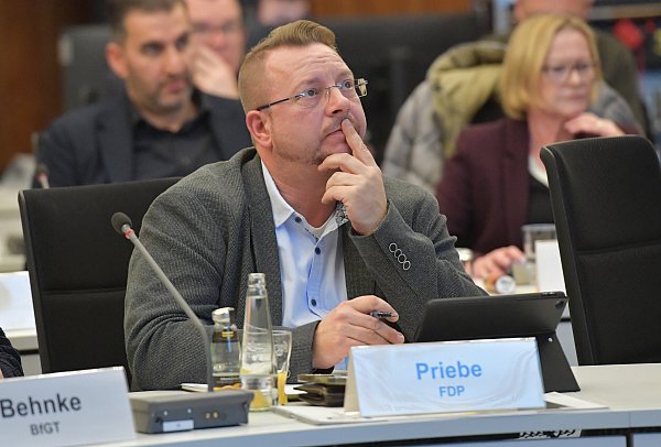 Sascha Priebe, Vorsitzender der FDP-Fraktion. - © sport/presse/foto Dünhölter