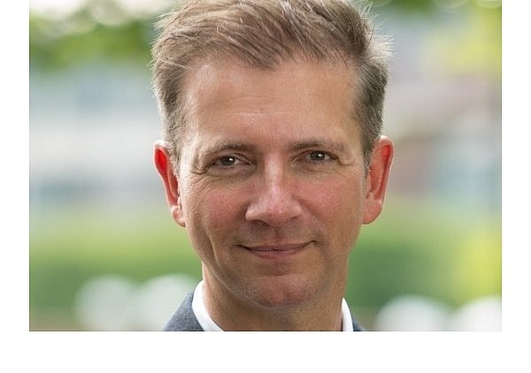 Renommierter Experte: Wolfgang Greiner von der Universität Bielefeld gehört dem neuen Sachverständigenrat für das Gesundheitswesen an. - © Uni Bielefeld