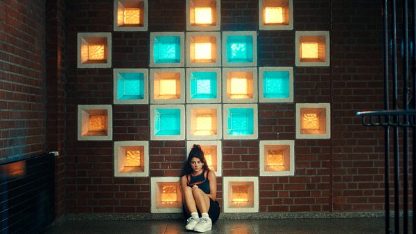 „Euphorie“ startet ab dem 2. Oktober auf RTL+. - © RTL / Zeitsprung
