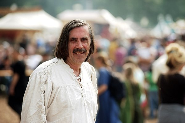 Der Eventmanager und Lokalpolitiker Nobby Morkes beim Mittelalterfest "Anno 1280". - © Nobby Morkes