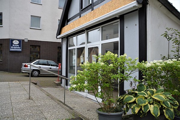 Lange Zeit hat die Fleischerei Sander in den Räumen an der Hauptstraße neben der Stadtschänke ihre Ware angeboten, dann die Fleischerei Nier. Jetzt wird ein Nachfolger gesucht. - © Karin Prignitz