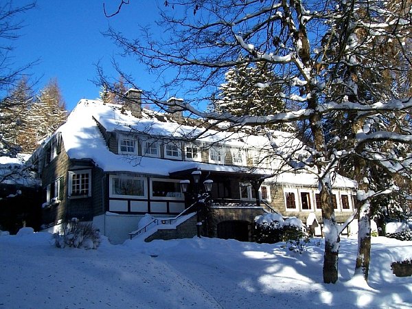 Hier übernachten die Gewinner: Im exquisiten Romantik Hotel Stryckhaus in  Willingen. - © PR
