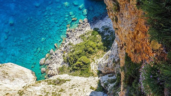 Kreta ist nicht nur eine der beliebtesten, sondern auch eine der heißesten Inseln: Zu Pfingsten, also Ende Mai, ist hier längst schon Badewetter. - © Symbolbild/Pixabay