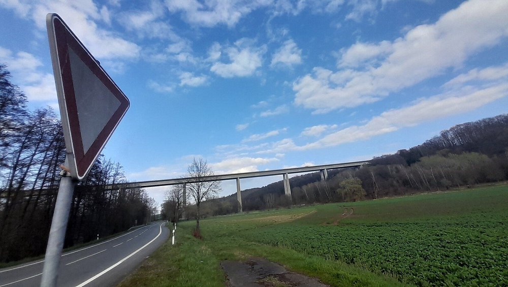 A44Anschluss Warburg in Richtung Kassel gesperrt nw.de