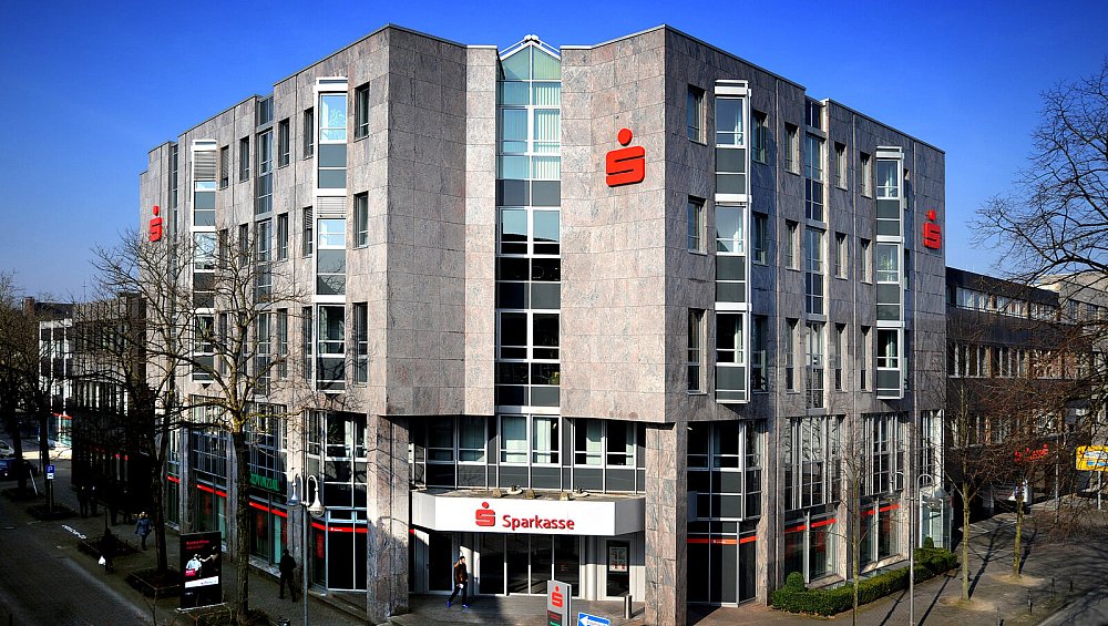 Sparkassen Versmold und Gütersloh sprechen über Zusammenschluss nw.de