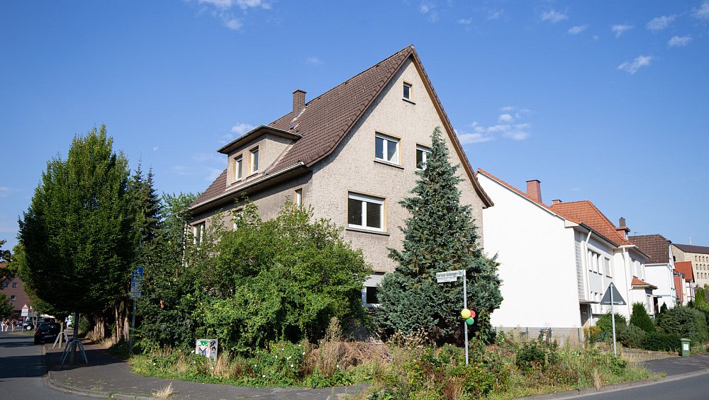 Verwildertes Haus in Paderborn soll abgerissen werden nw.de