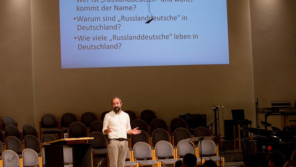 Warum sich Spätaussiedler und Einheimische oft nicht so gut verstehen | nw.de
