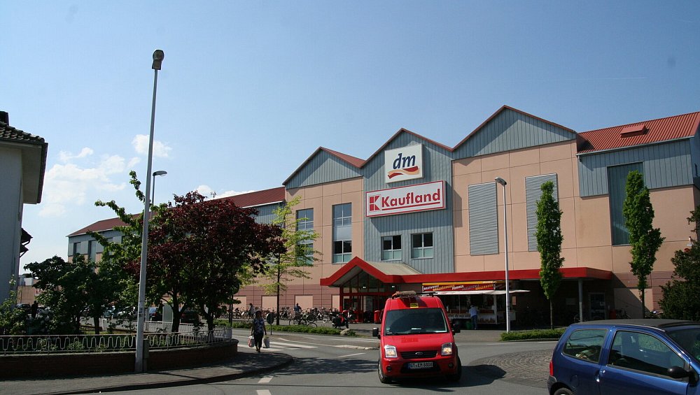 Kreisverkehr am Kaufland in Rheda-Wiedenbrück ab Montag gesperrt | nw.de